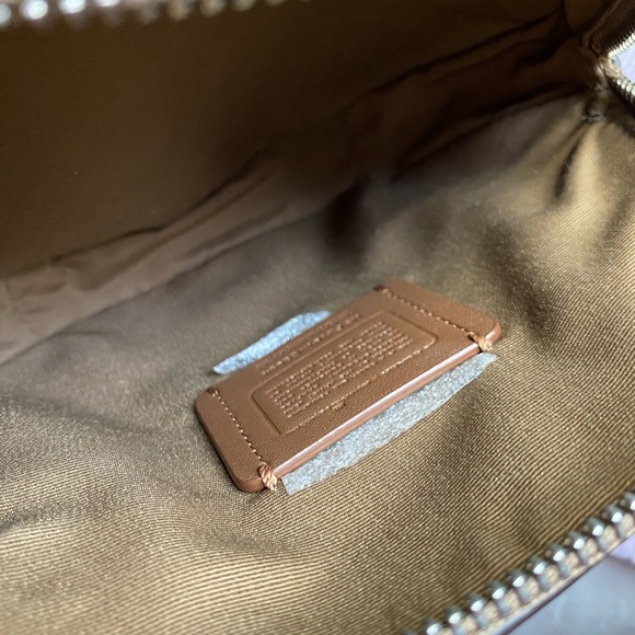 Coach X Jean Michel Basquiat Hexagonal Crossbody - Picture 8 of 10